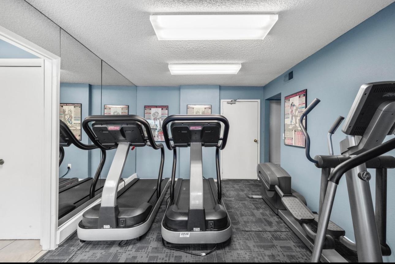 Elegant Hollywood Retreat - Spacious 2Br 2Ba Condo With Resort-Style Amenities 로스앤젤레스 외부 사진